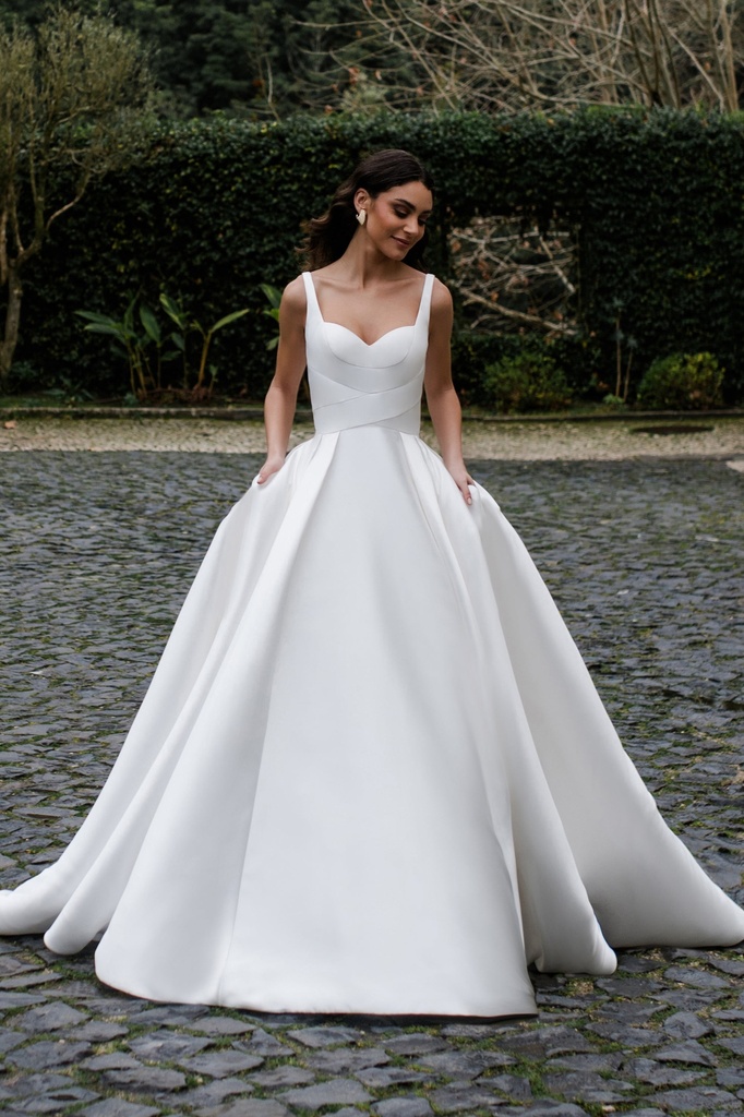 ALLURE - 10244 & 10245 E453 IVORY SIZE 12
